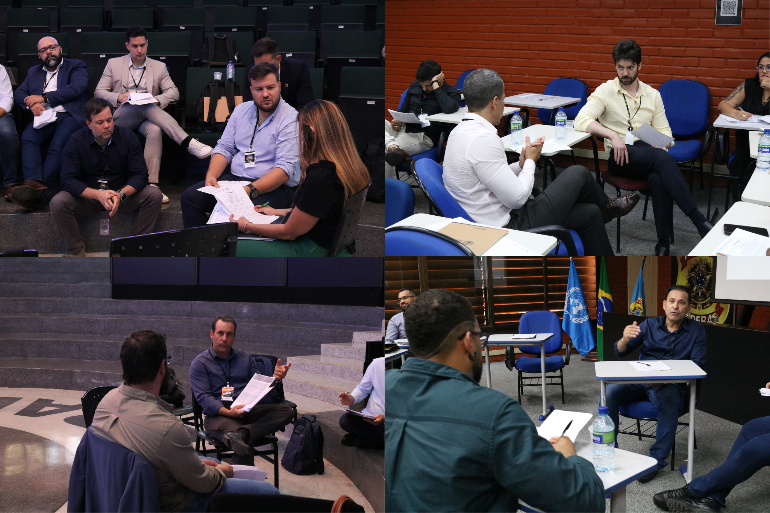 Colagem de quatro imagens que mostram participantes do Congresso realizando estudos de casos  e entrevistas simuladas.