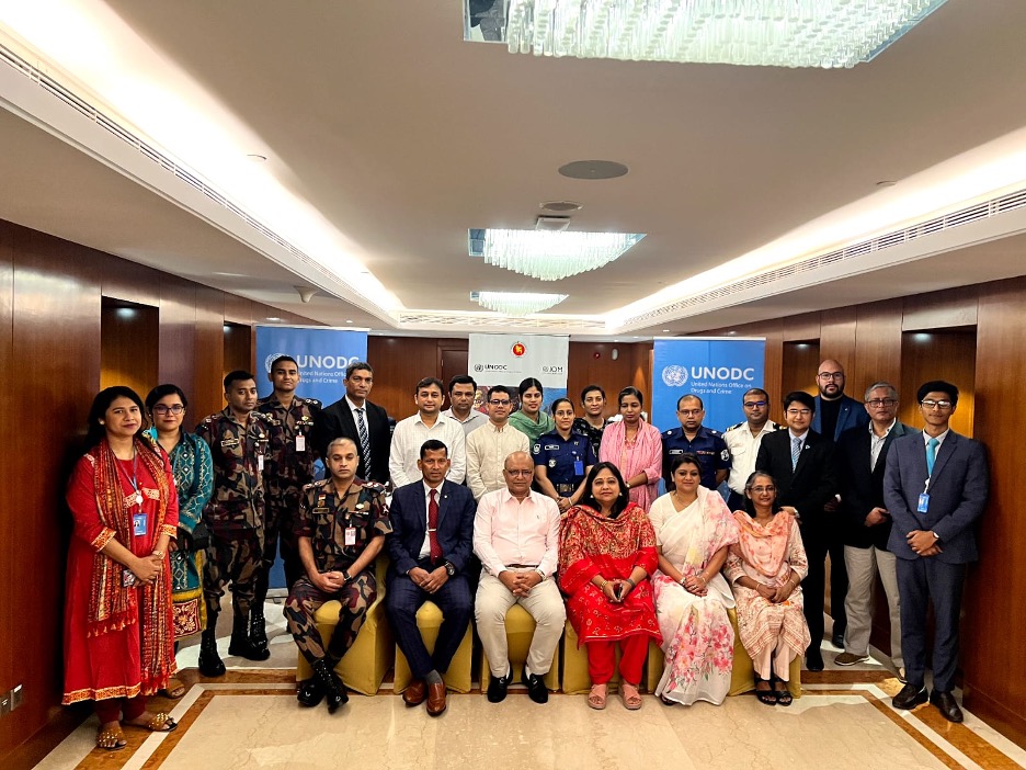 https://www.unodc.org/res/human-trafficking/glo-act3/Countries/glo-act-bangladesh-facilitates-inaugural-workshop-on-border-management-assessment-to-counter-human-trafficking-and-migrant-smuggling_html/Picture_1.jpg